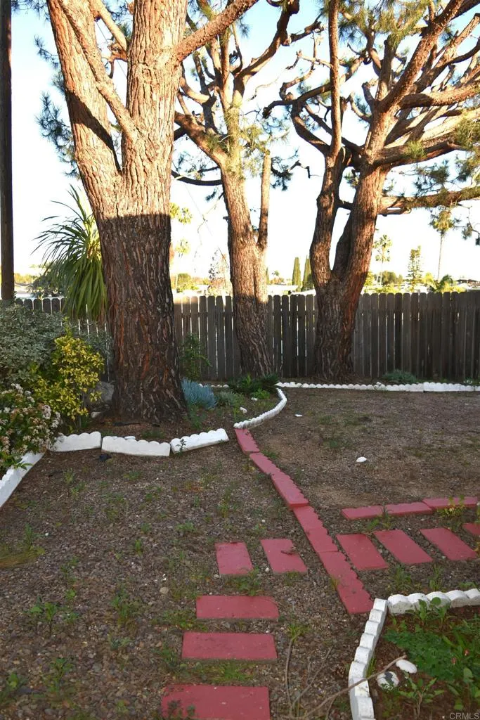 https://cdn.realtyfeed.com/cdn/127/306634620/7ae97e7ef2edaa1db3d51db09d310ffb.webp