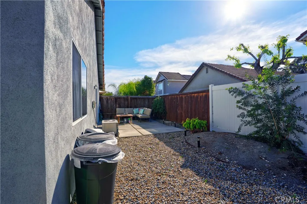 https://cdn.realtyfeed.com/cdn/127/306634628/2b28a0065ef2d96a7be677dc39813139.webp