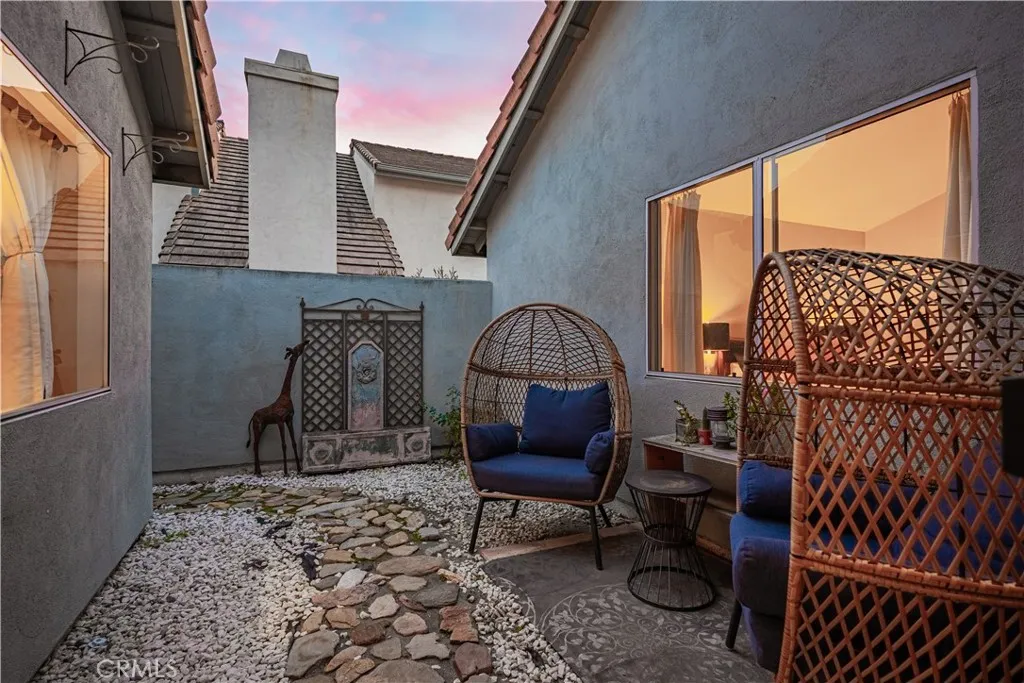 https://cdn.realtyfeed.com/cdn/127/306634628/4ffce8ceff307bf17f64972e18308c62.webp