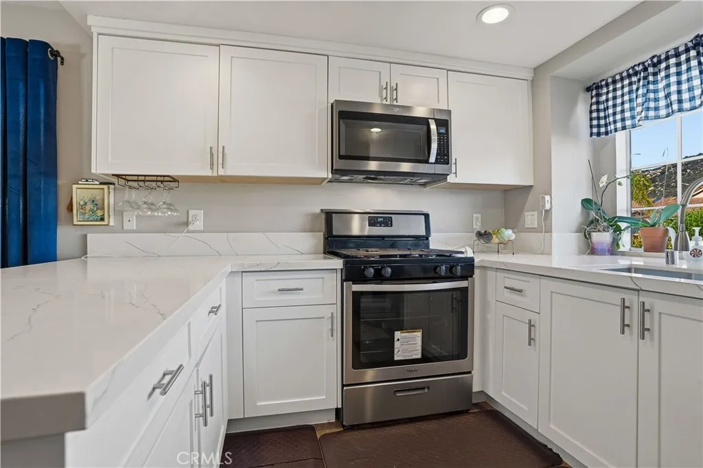 https://cdn.realtyfeed.com/cdn/127/306634628/860a5d1c28116a66af0a4cb80e482565.webp
