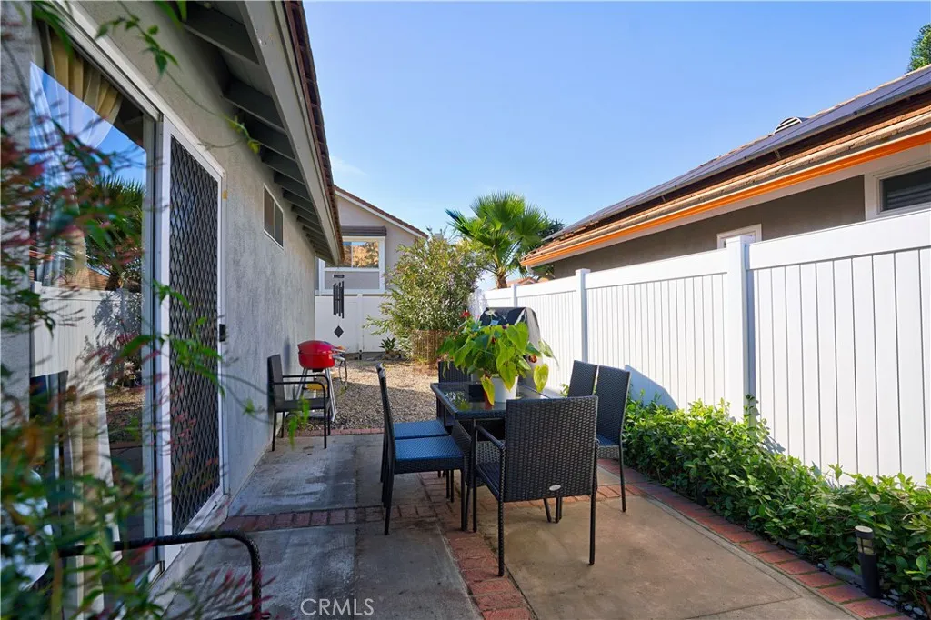 https://cdn.realtyfeed.com/cdn/127/306634628/9a4f783fbf874c81bf588f49a9135b46.webp
