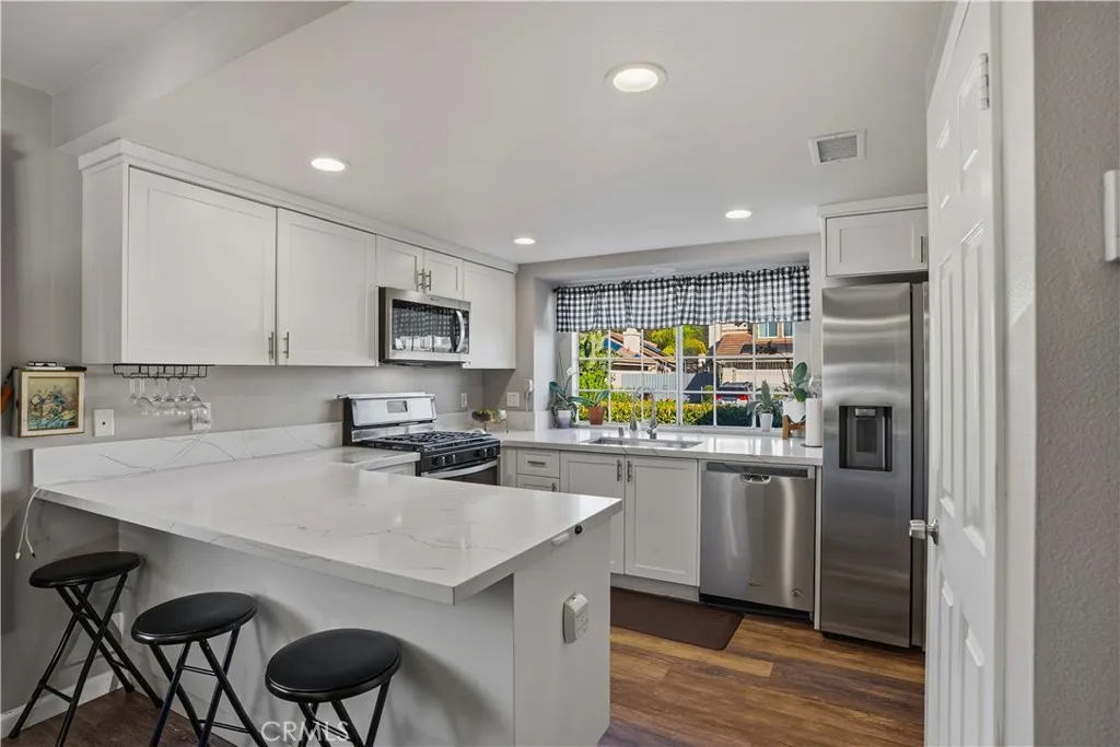 https://cdn.realtyfeed.com/cdn/127/306634628/c49b527a629f97337032dd9a181d04fc.webp