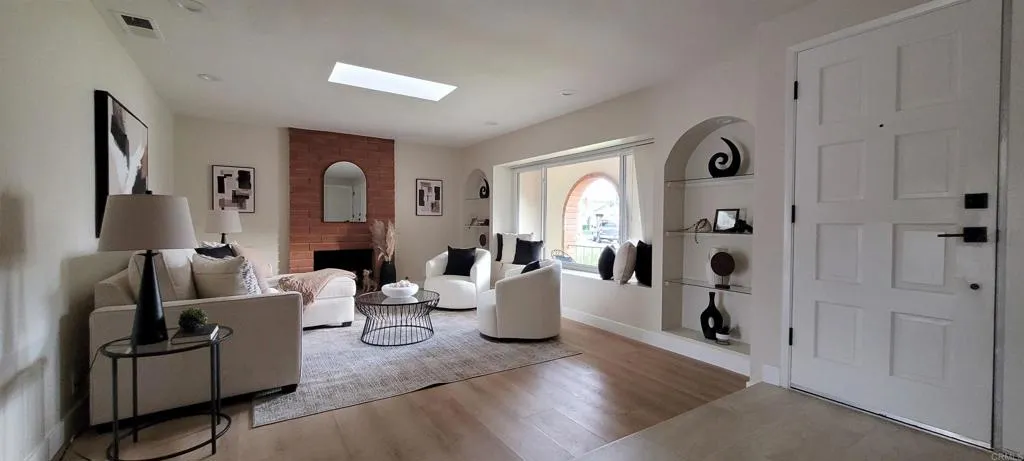 https://cdn.realtyfeed.com/cdn/127/306634720/b2705c719f82700c14137ee61f415405.webp