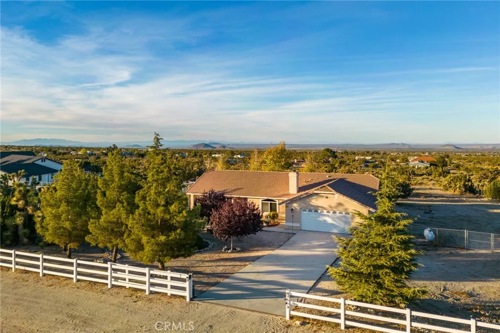Pinon Hills, CA 92372