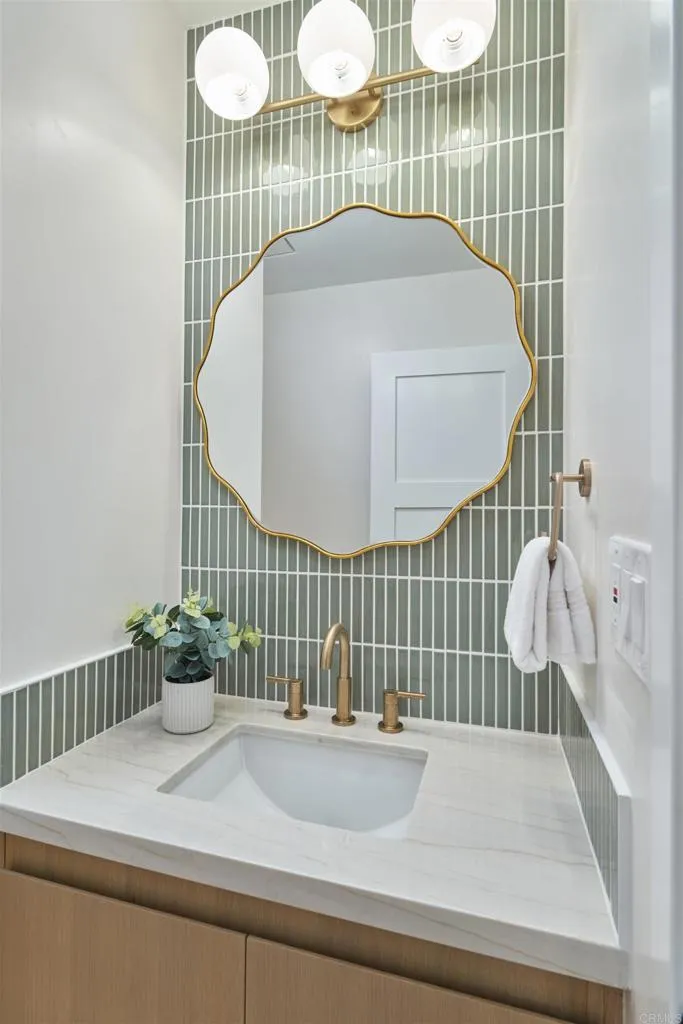 https://cdn.realtyfeed.com/cdn/127/306634843/f37f6068826b923ef6ee5953927f789e.webp