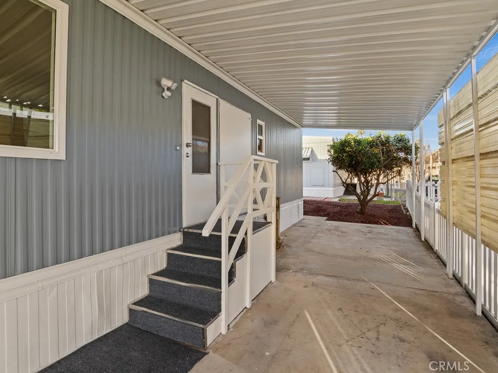 https://cdn.realtyfeed.com/cdn/127/306634930/8160f0e5a3d9da7a475224955379aba1.webp