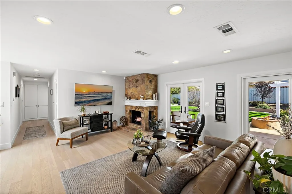https://cdn.realtyfeed.com/cdn/127/306635021/65f4e10ac38c8921d9cb90ad8f3c112c.webp