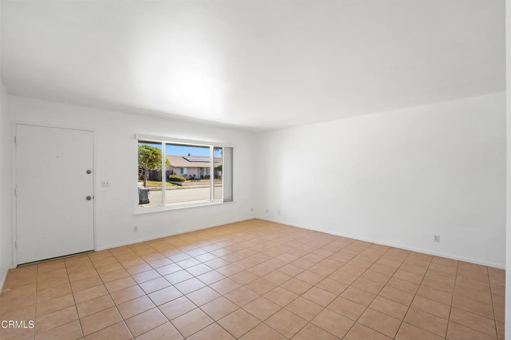 1511 Fathom Drive, Oxnard, CA 93035 - Photo 5 of 29, Oxnard, CA