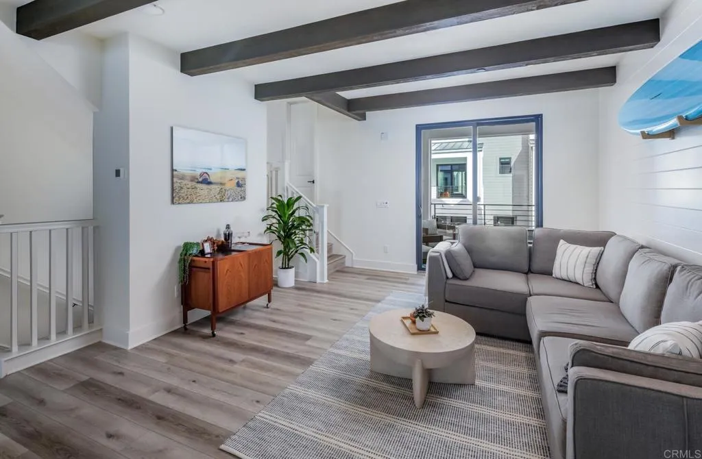 https://cdn.realtyfeed.com/cdn/127/306635112/0873c5078e57f7dd1864690605886af8.webp
