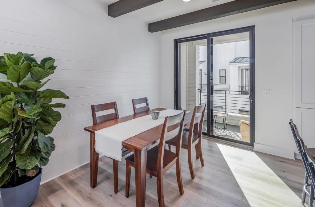 https://cdn.realtyfeed.com/cdn/127/306635112/9e8ce5873acd415c21a24f1162b8e60e.webp