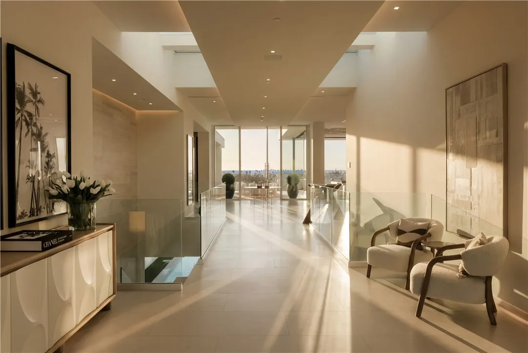 1119 Dolphin, Corona del Mar, CA 92625 - Photo 4 of 24, Corona Del Mar, CA