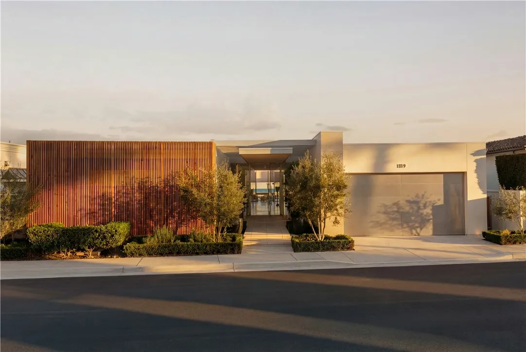 1119 Dolphin, Corona del Mar, CA 92625 - Photo 2 of 24, Corona Del Mar, CA