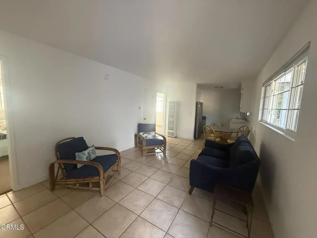 1064 Bangor, Ventura, CA 93001 - Photo 5 of 13, Ventura, CA