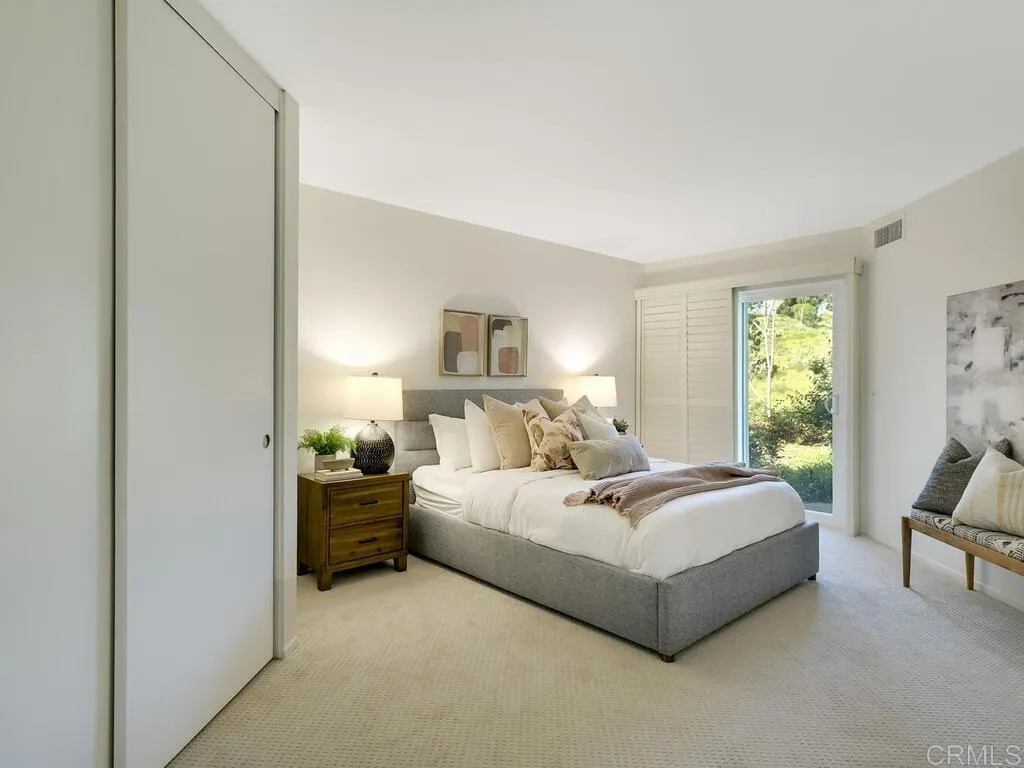 https://cdn.realtyfeed.com/cdn/127/306635201/885842728d58042ea4dafe801d6bcf27.webp