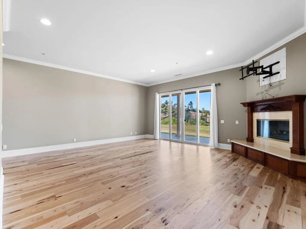 https://cdn.realtyfeed.com/cdn/127/306635283/7ee981001c6fe7dd8a673714724f44a8.webp