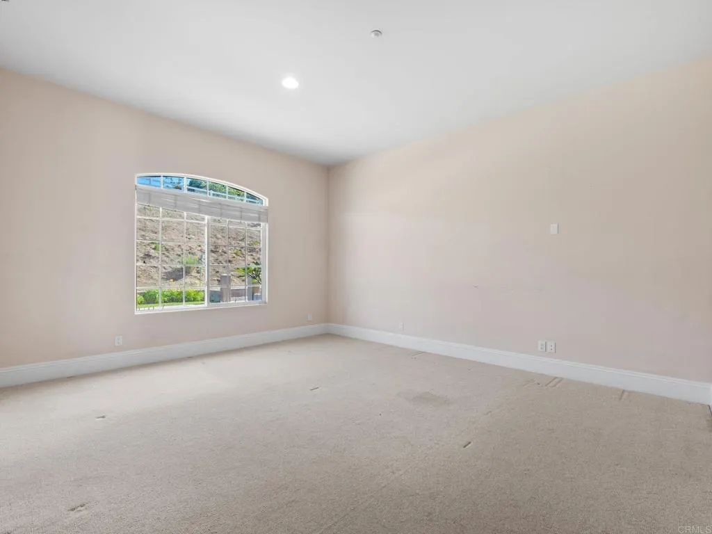 https://cdn.realtyfeed.com/cdn/127/306635283/c0af92cb8e890d0bdfcae329597b9dc0.webp