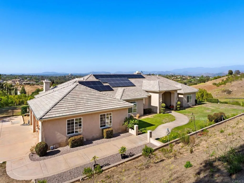 https://cdn.realtyfeed.com/cdn/127/306635283/c9a0999b1ab045fabe1e35bb0fd8e3d6.webp