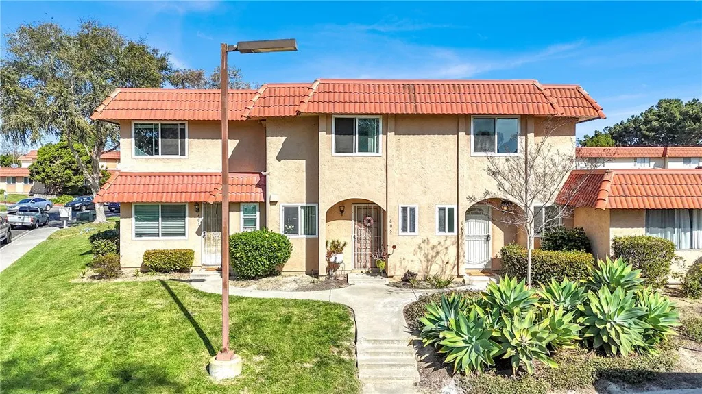 https://cdn.realtyfeed.com/cdn/127/306635285/0706df7686adc8988379703f8a49085d.webp
