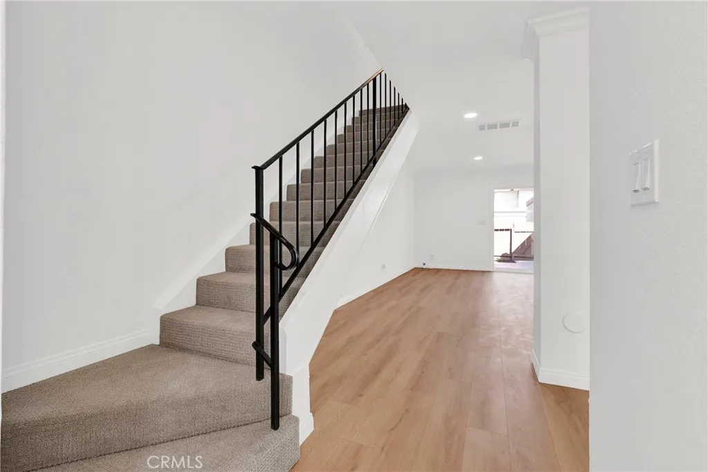 https://cdn.realtyfeed.com/cdn/127/306635285/e50b675ec2530ec46314d20a6229d7f5.webp
