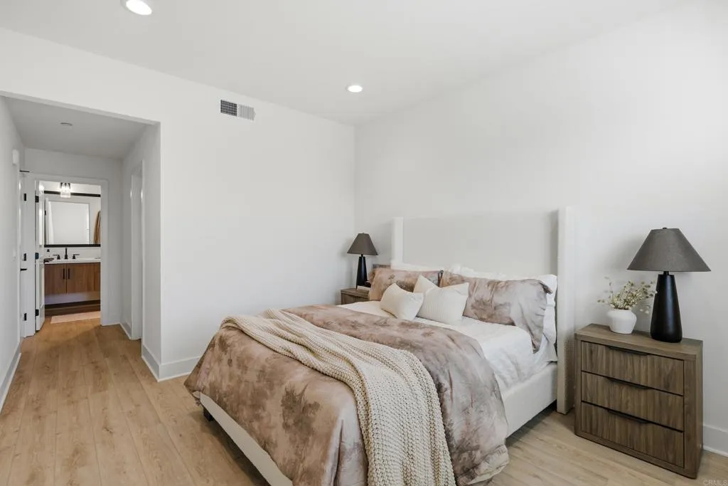 Photo #15: NDP2601107 Listing: Photo #15