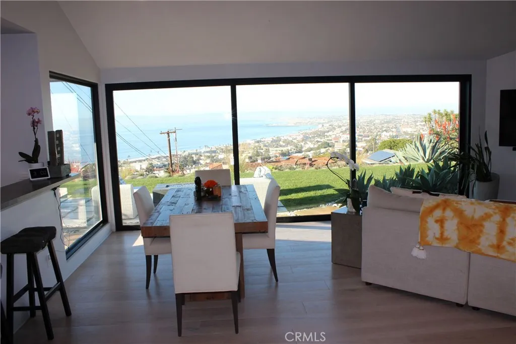 Redondo Beach, CA 90277