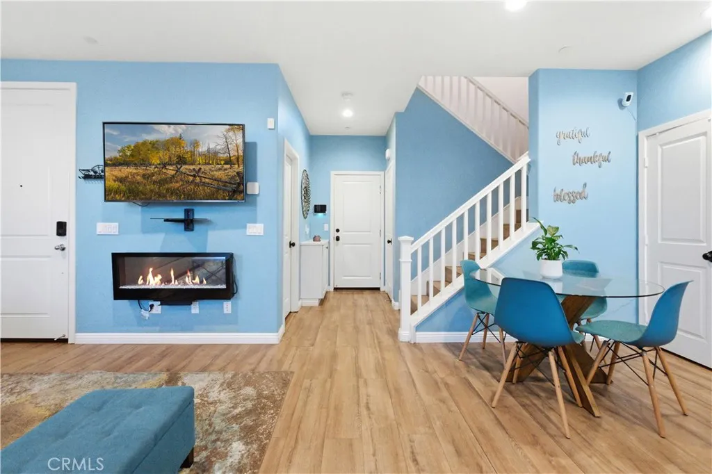 https://cdn.realtyfeed.com/cdn/127/306635399/bb60777cedbe81ba5520b58793f5a661.webp