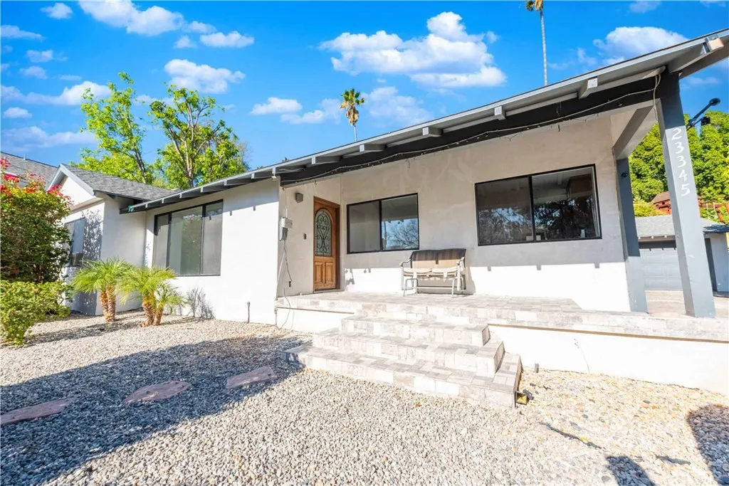 23345 Oxnard, Woodland Hills, CA 91367 - Main photo, Woodland Hills, CA