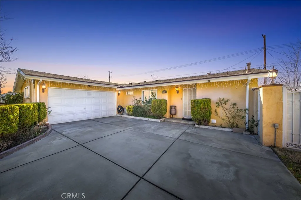 Lancaster, CA 93535