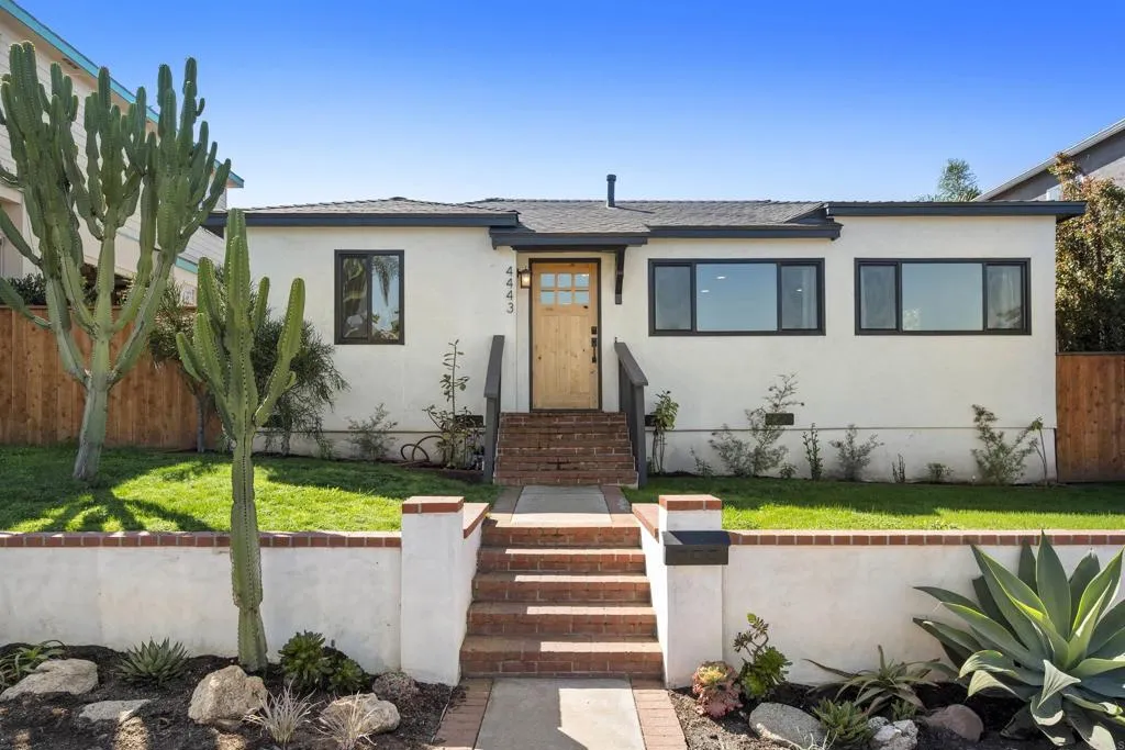 https://cdn.realtyfeed.com/cdn/127/306635552/4c67725b438b77931be6d05384dbad26.webp