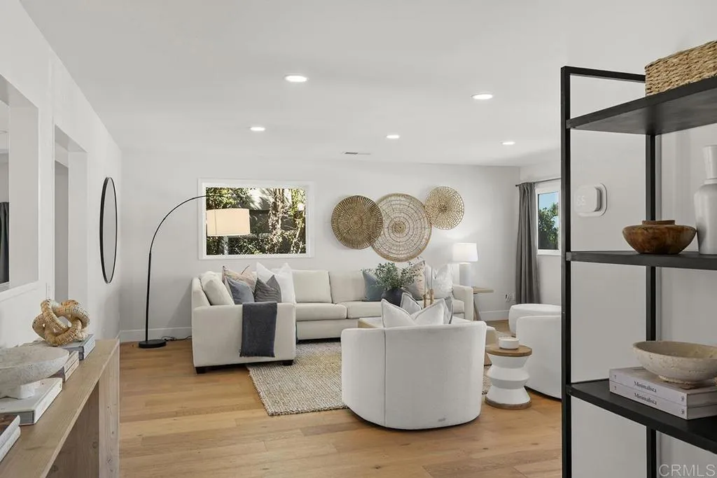 https://cdn.realtyfeed.com/cdn/127/306635552/5fda54a610475ac95958a91f18a58d9f.webp