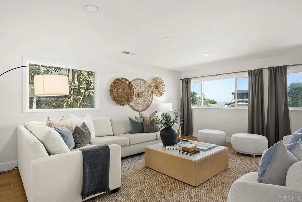 https://cdn.realtyfeed.com/cdn/127/306635552/90658ce8b485c5830592b1bf50947a2b.webp