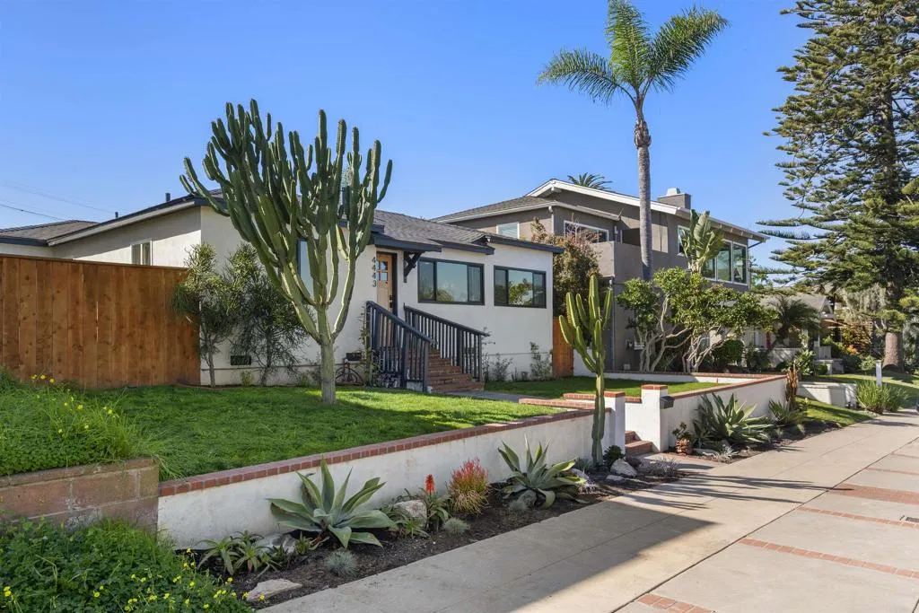 https://cdn.realtyfeed.com/cdn/127/306635552/c5064b331236fcb26bd957fcd14c1197.webp