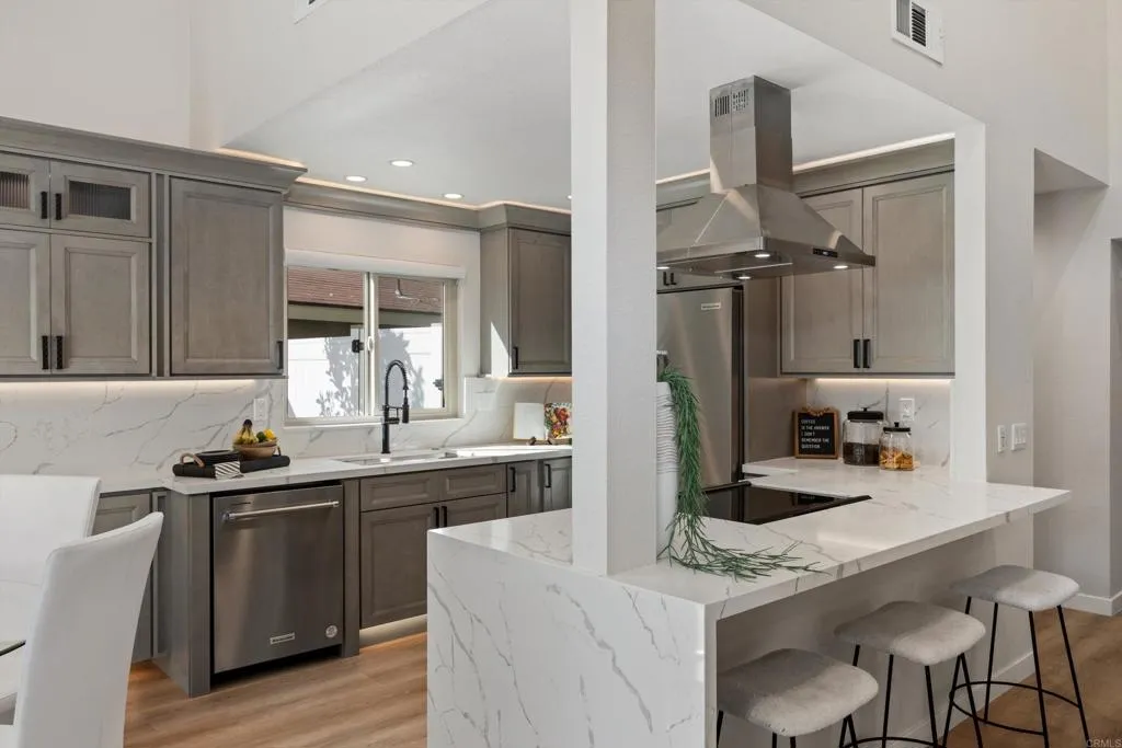https://cdn.realtyfeed.com/cdn/127/306635613/0ba081f175305108340438f76473987b.webp