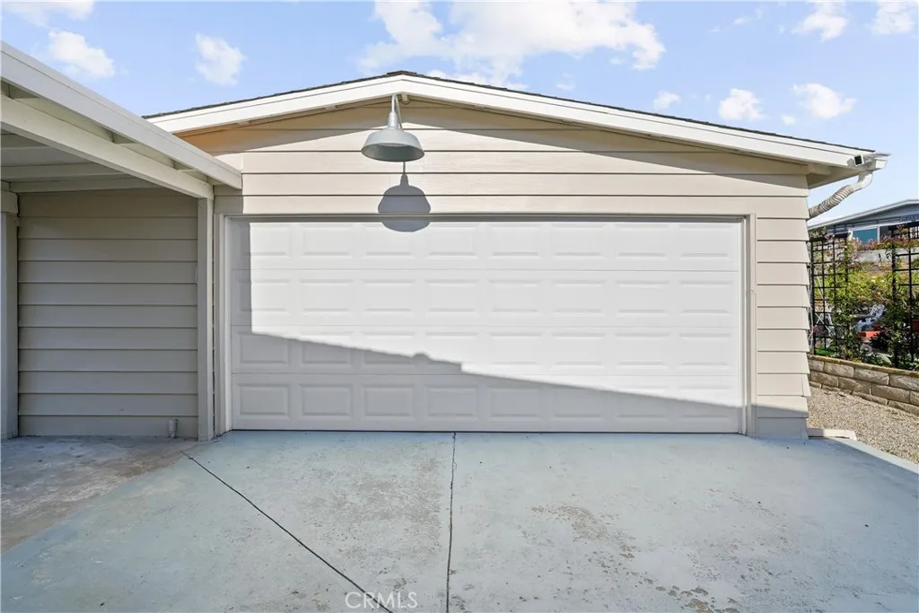 https://cdn.realtyfeed.com/cdn/127/306635648/20a58bac0633ca67561c675a57a63188.webp