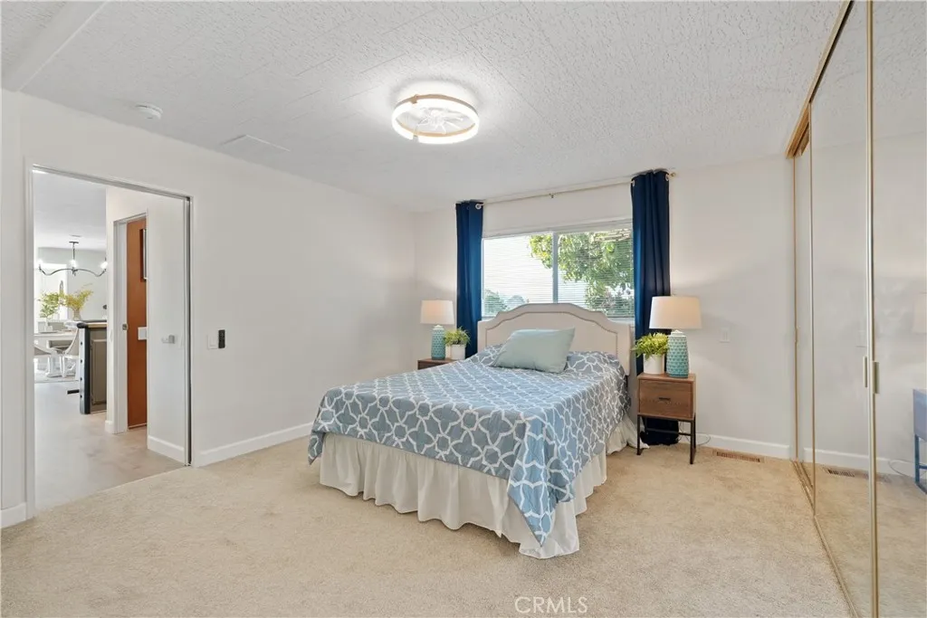 https://cdn.realtyfeed.com/cdn/127/306635648/c9877b55bb66be0e27739119153b3e96.webp