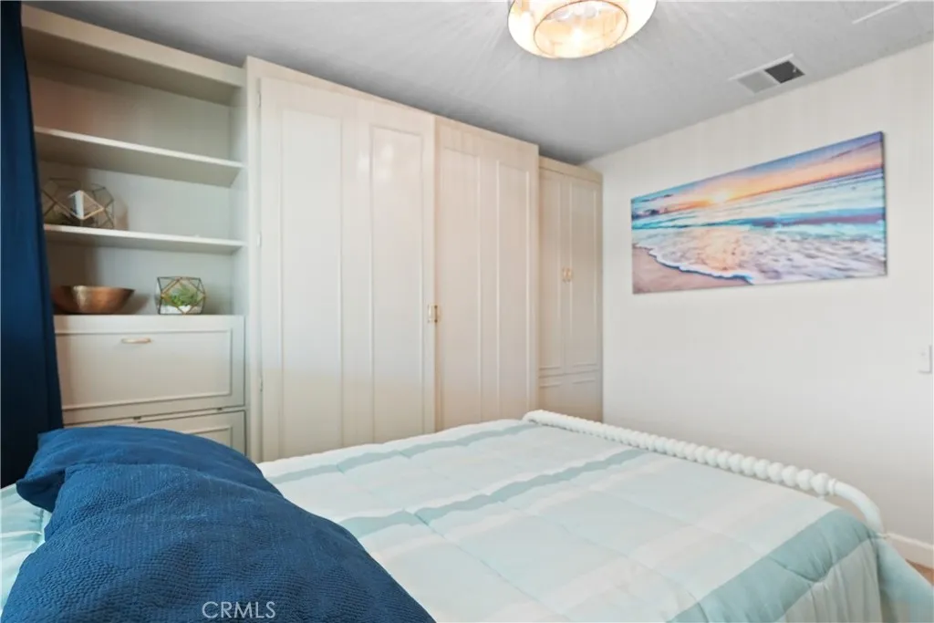https://cdn.realtyfeed.com/cdn/127/306635648/d964bb2c7ad83134fe30d1c4a98cca43.webp