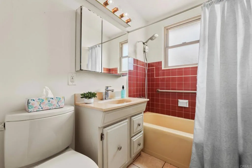 https://cdn.realtyfeed.com/cdn/127/306635684/12b28656c342588086bd4987e8b3b7a0.webp