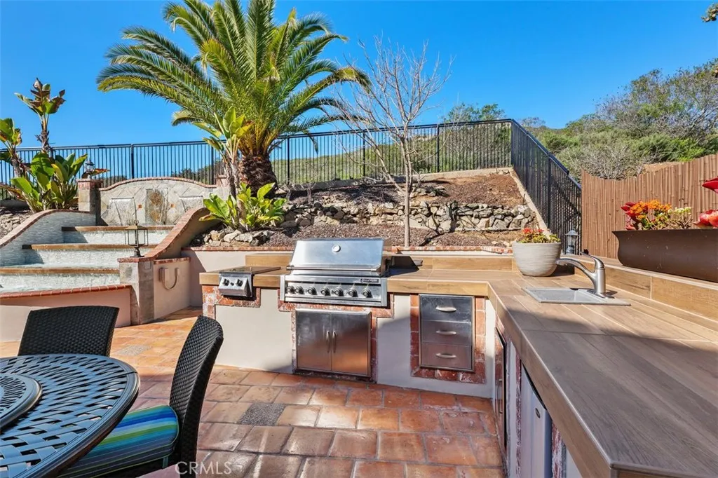 https://cdn.realtyfeed.com/cdn/127/306635686/0510782c9c55aaaeb7718066d5090a4d.webp