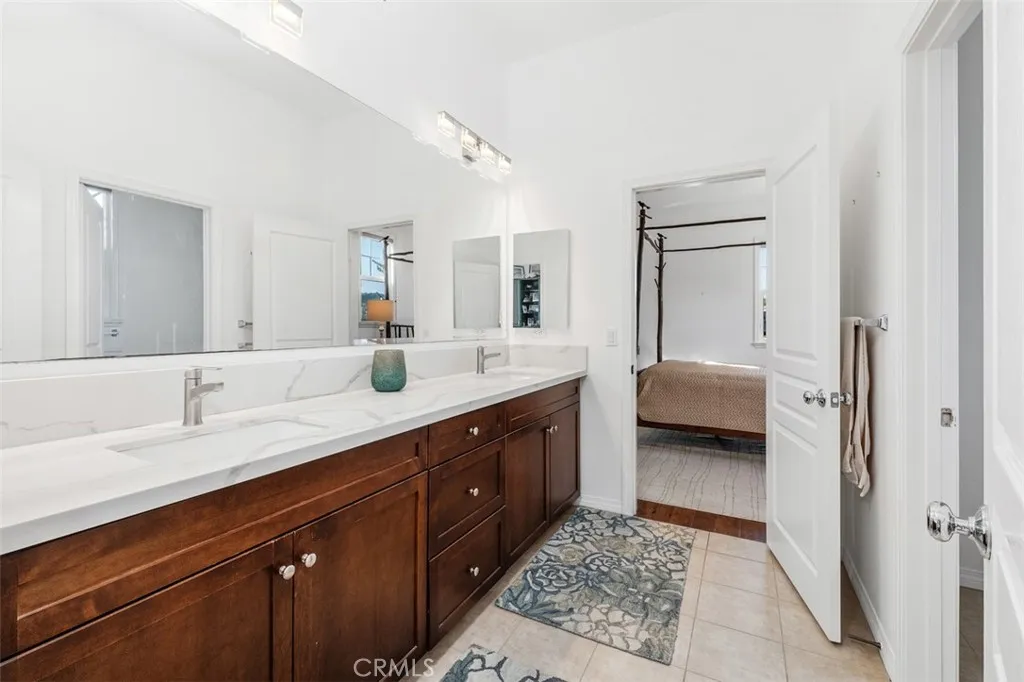 https://cdn.realtyfeed.com/cdn/127/306635686/1a056854c77368e51cf1930f013f480f.webp