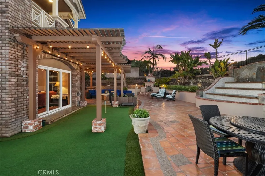 https://cdn.realtyfeed.com/cdn/127/306635686/8454b5f3fb5d1e1d34d38a1f41b8fb72.webp