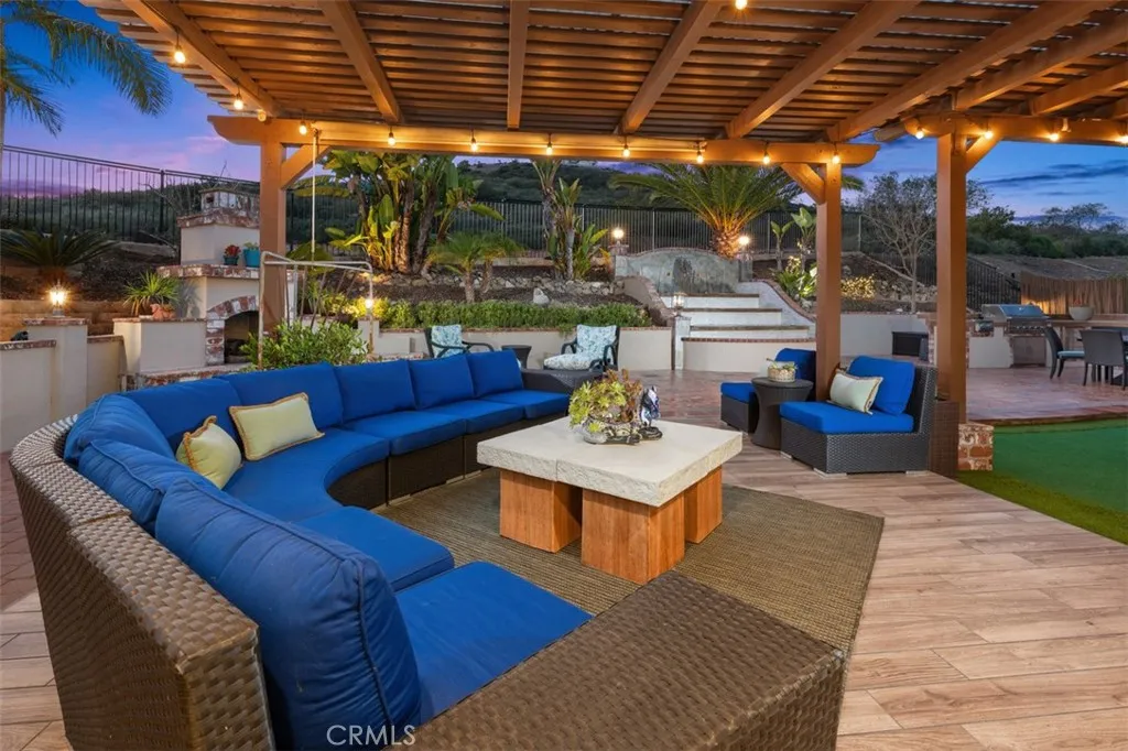 https://cdn.realtyfeed.com/cdn/127/306635686/a9b280342d89e32fd55a4d35318b7acb.webp