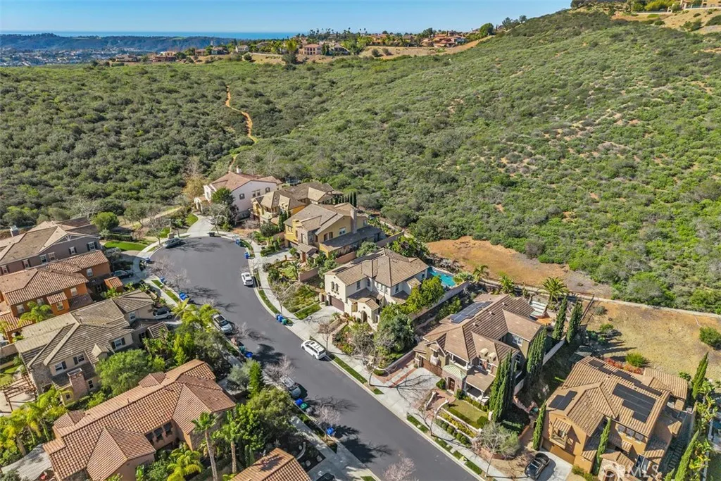 https://cdn.realtyfeed.com/cdn/127/306635686/b8c98dfe0fe0b8fa78a5e579005ec125.webp