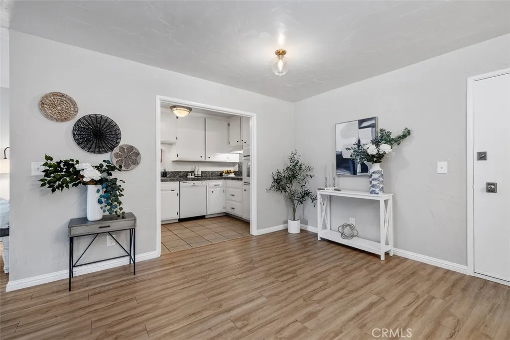 Photo #12: ND26025697 Listing: Photo #12