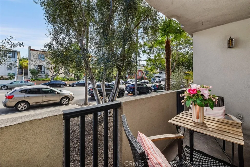 https://cdn.realtyfeed.com/cdn/127/306635687/4cce295a10d38232a4afbad10e3ea9cf.webp