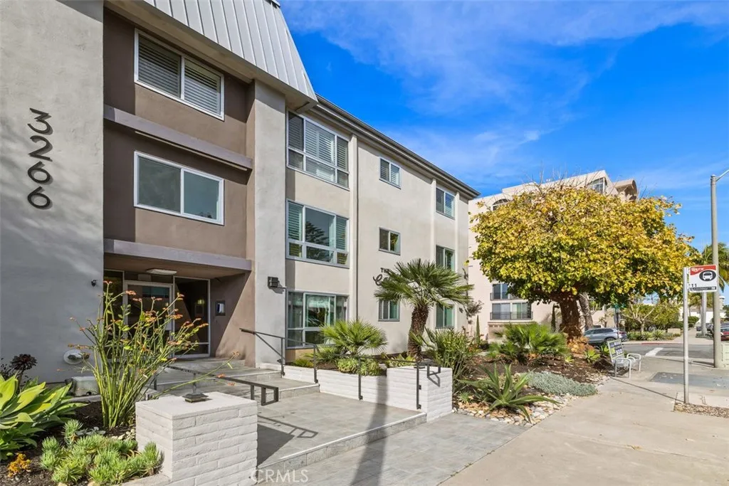 https://cdn.realtyfeed.com/cdn/127/306635687/63d3304340a4607bbf4095eee0d1fd29.webp
