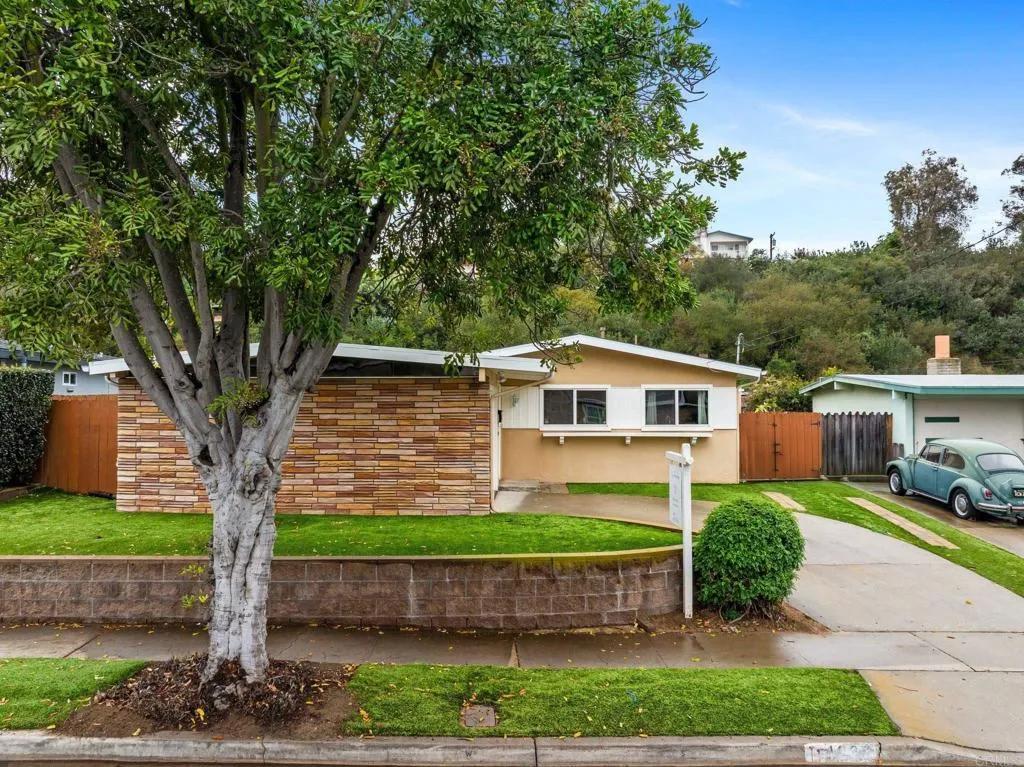https://cdn.realtyfeed.com/cdn/127/306635693/9a123b11fc4c205699292d99a8116bbf.webp