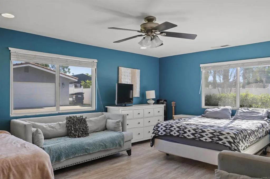 https://cdn.realtyfeed.com/cdn/127/306635730/13550d9ffdd1a14c62230d3a528f3b26.webp