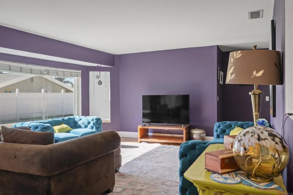 https://cdn.realtyfeed.com/cdn/127/306635730/8a4d20f4289df6092bb825f9d19865ee.webp