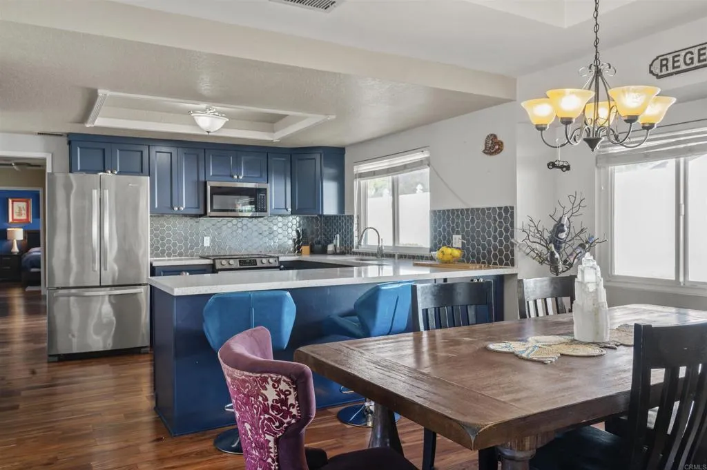 https://cdn.realtyfeed.com/cdn/127/306635730/990f5df07e8a262de510eff516aaf946.webp