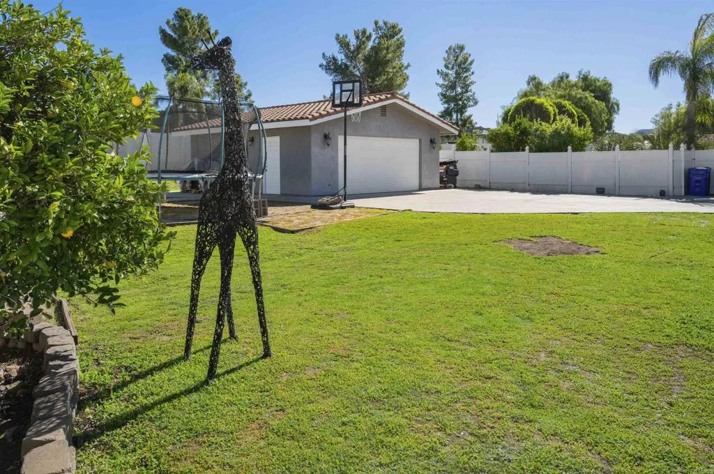 https://cdn.realtyfeed.com/cdn/127/306635730/9c43fbb99b4f16ca469c6b4ce19baace.webp